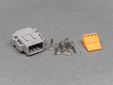 DTM 8-pin male connector